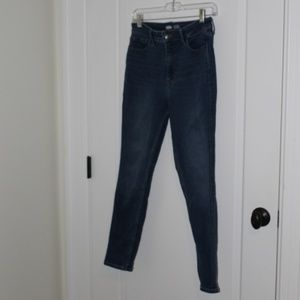 Old Navy Rockstar 360 Stretch Extra High Rise Super Skinny Jeans